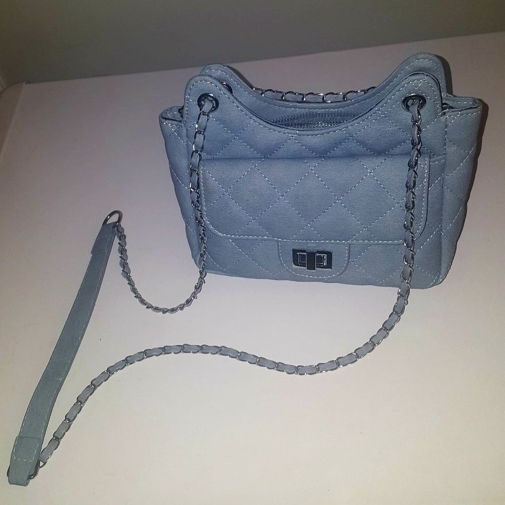 Baby Blue Quilted Handbag ✨2.55